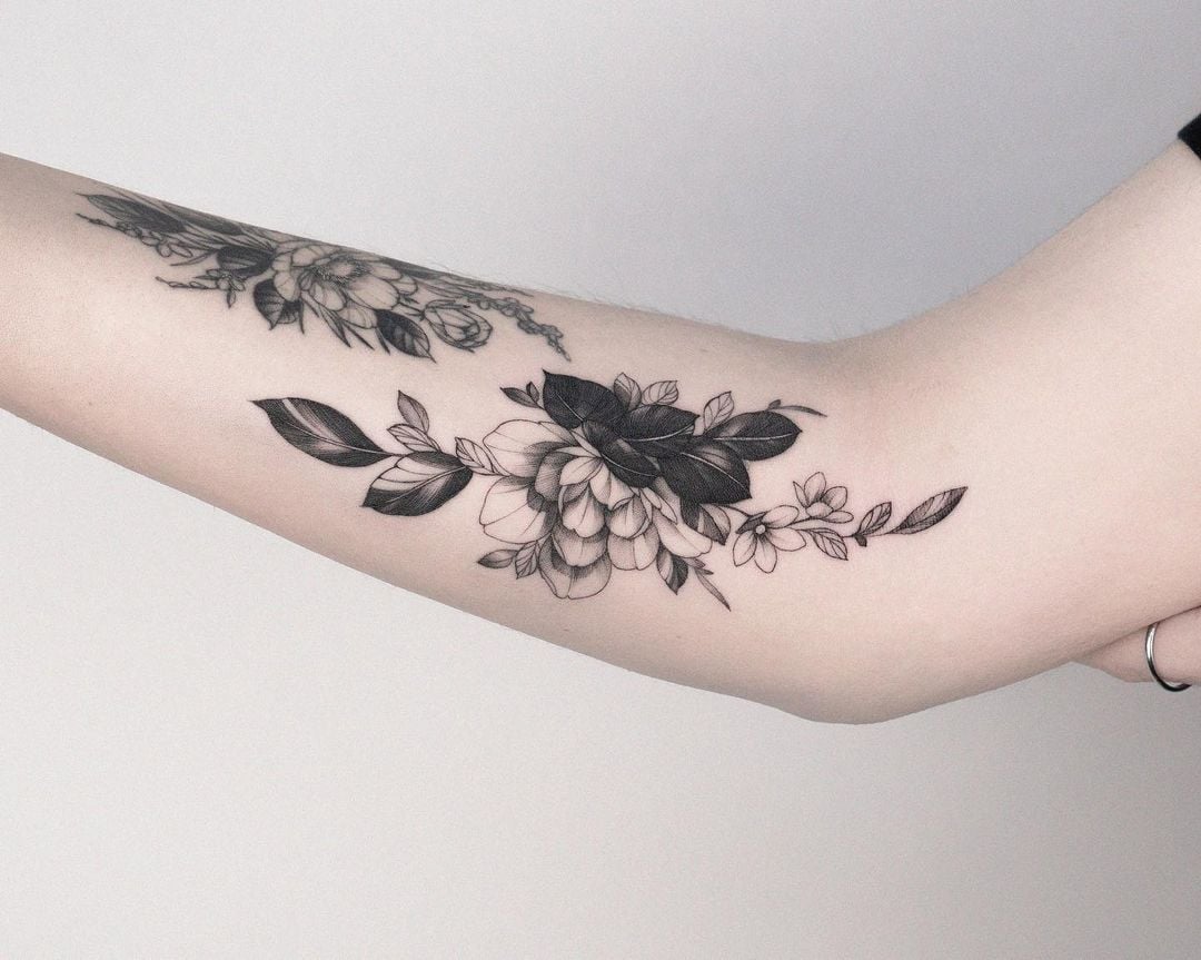 Best Wrist Tattoo Cover Up Ideas of 2021 | Removery