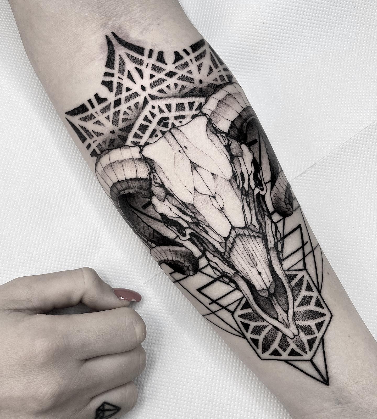 Geometric Tattoo Designs Meaning Symmetry and Creativity  Certified  Tattoo Studios