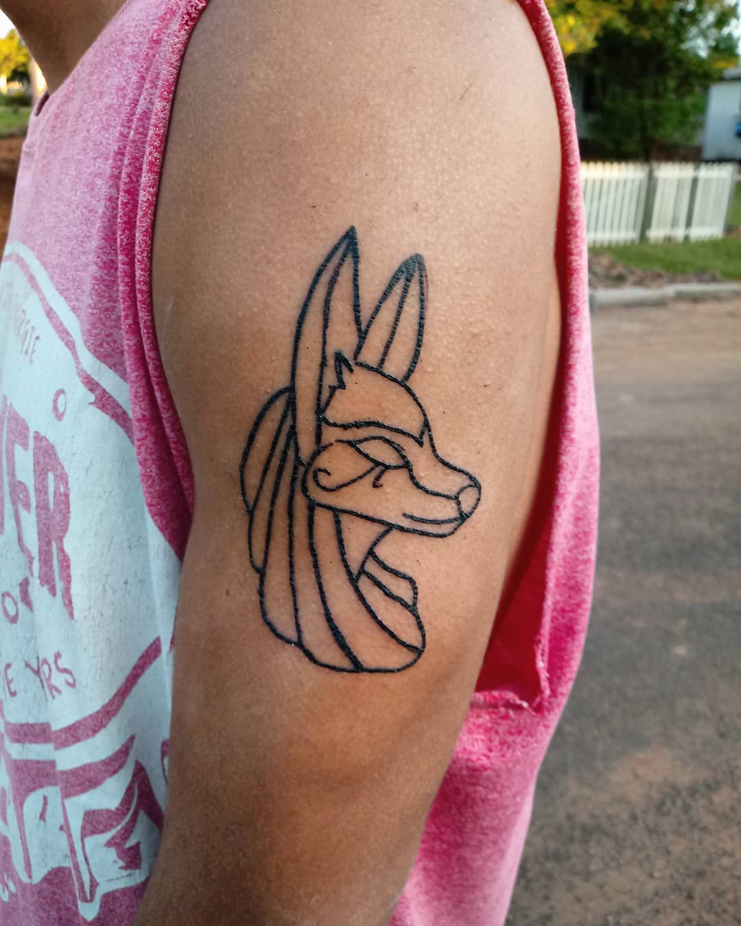 You can do line work for your Anubis piece.