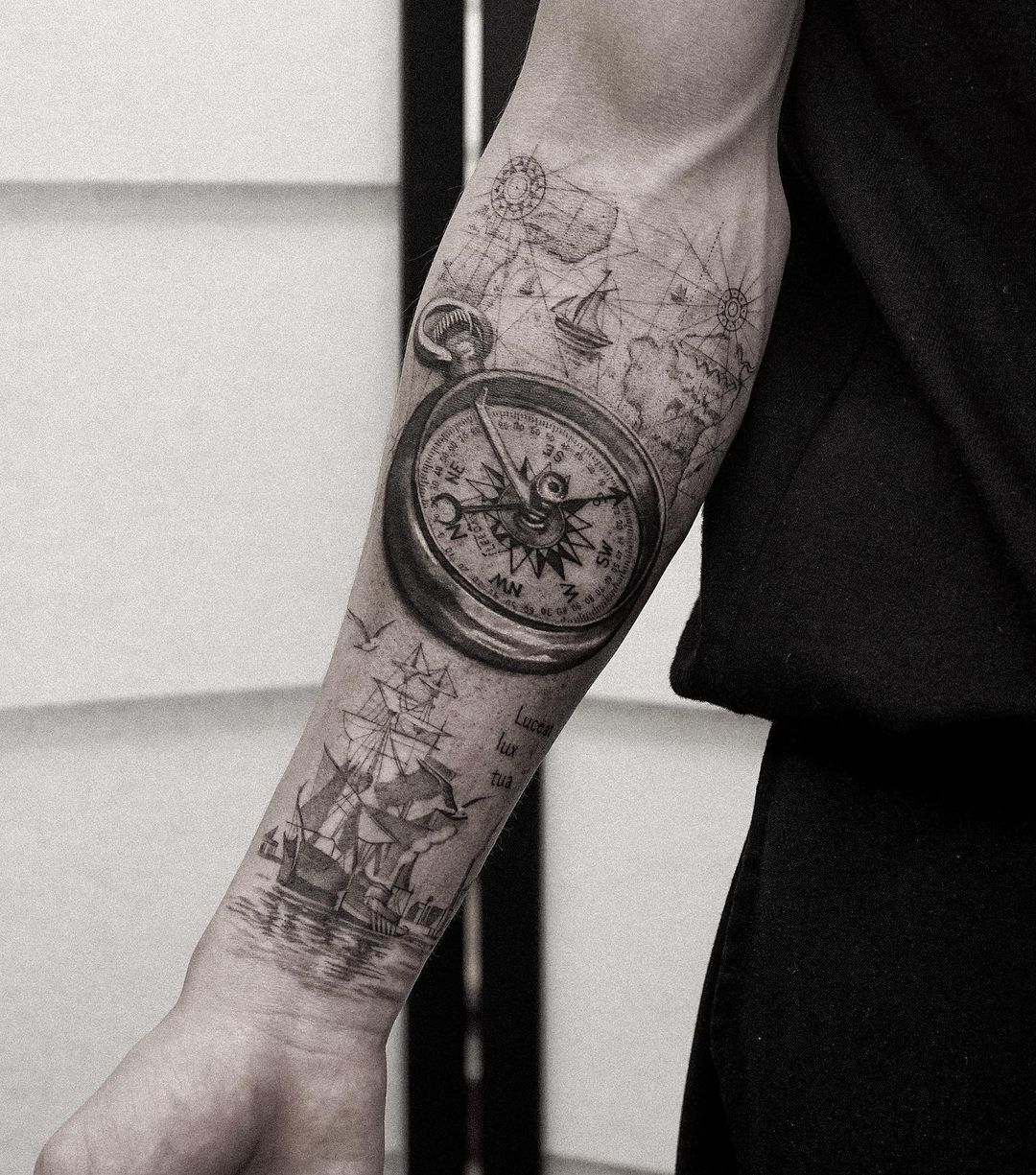 25 Cool Compass Tattoo Ideas