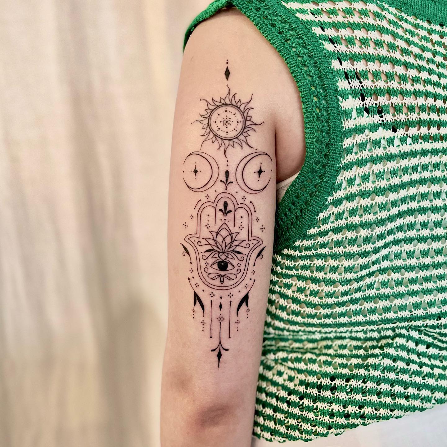 40+ Hamsa Tattoos: Trending Ideas, Symbolism & Meaning - 100 Tattoos