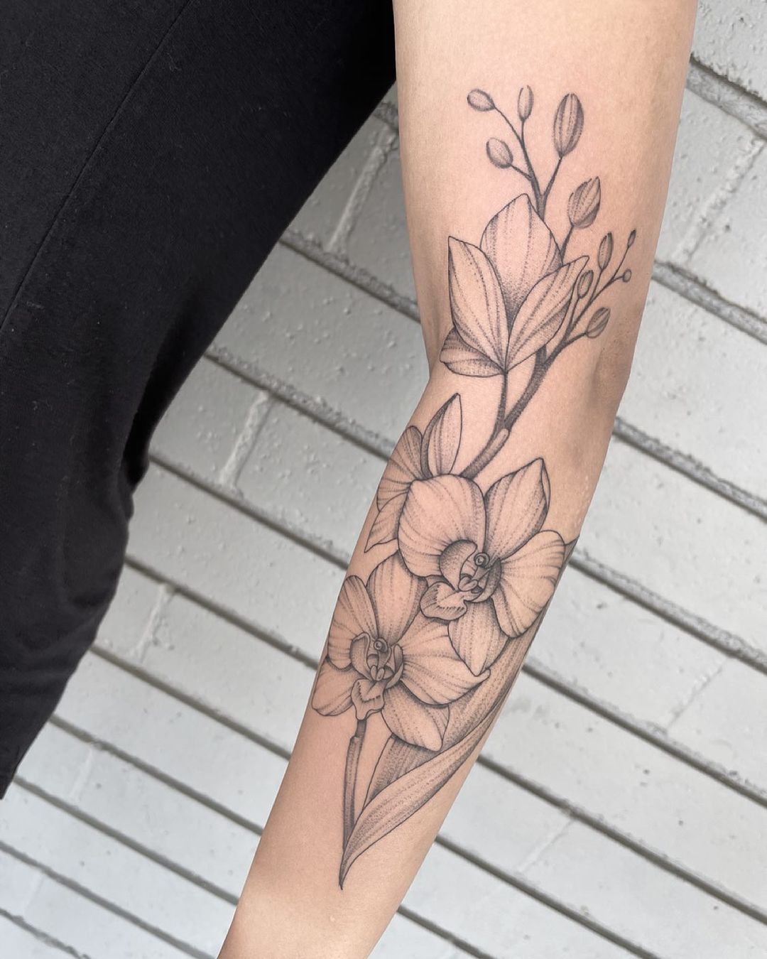 30+ Orchid Tattoos: Top Ideas & Designs, Symbolism, Meaning - 100 Tattoos