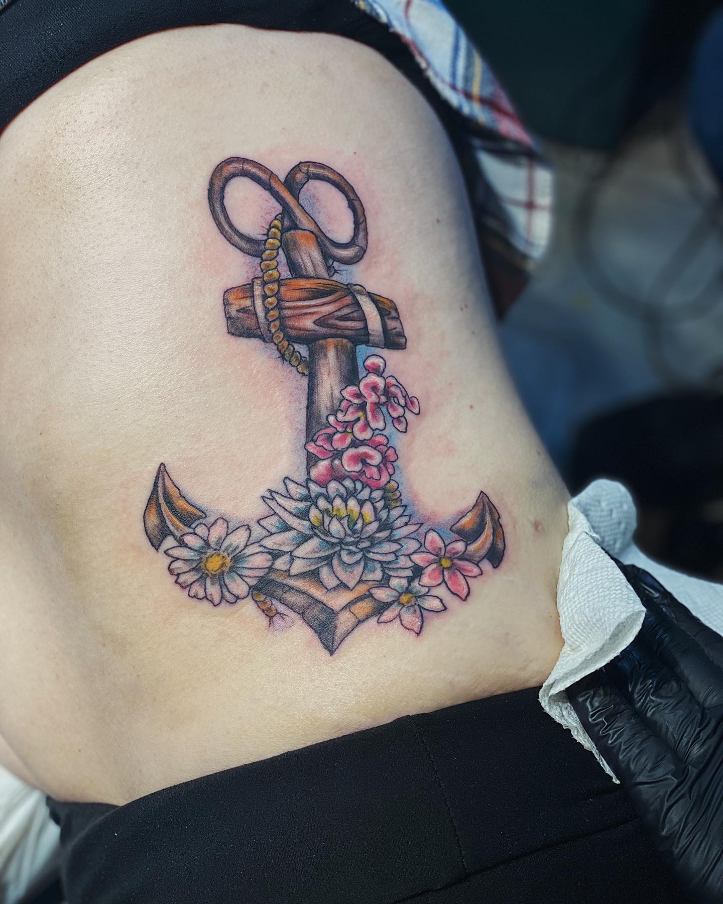 Share 74+ girly anchor tattoos best - in.eteachers