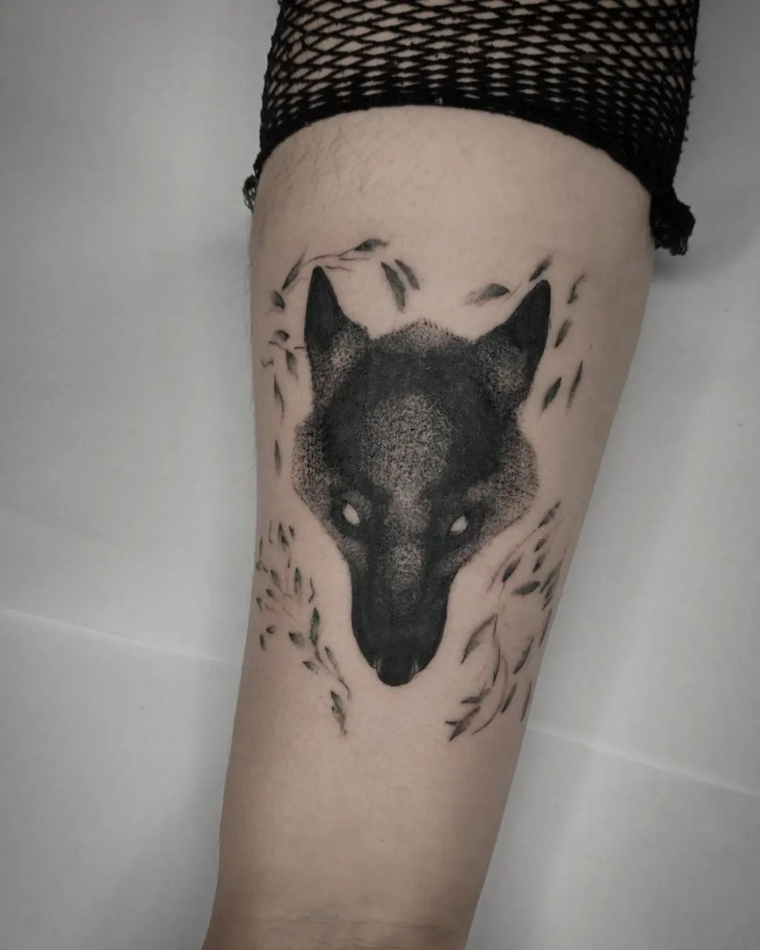 This black wolf tattoo will take you around two hours to achieve.