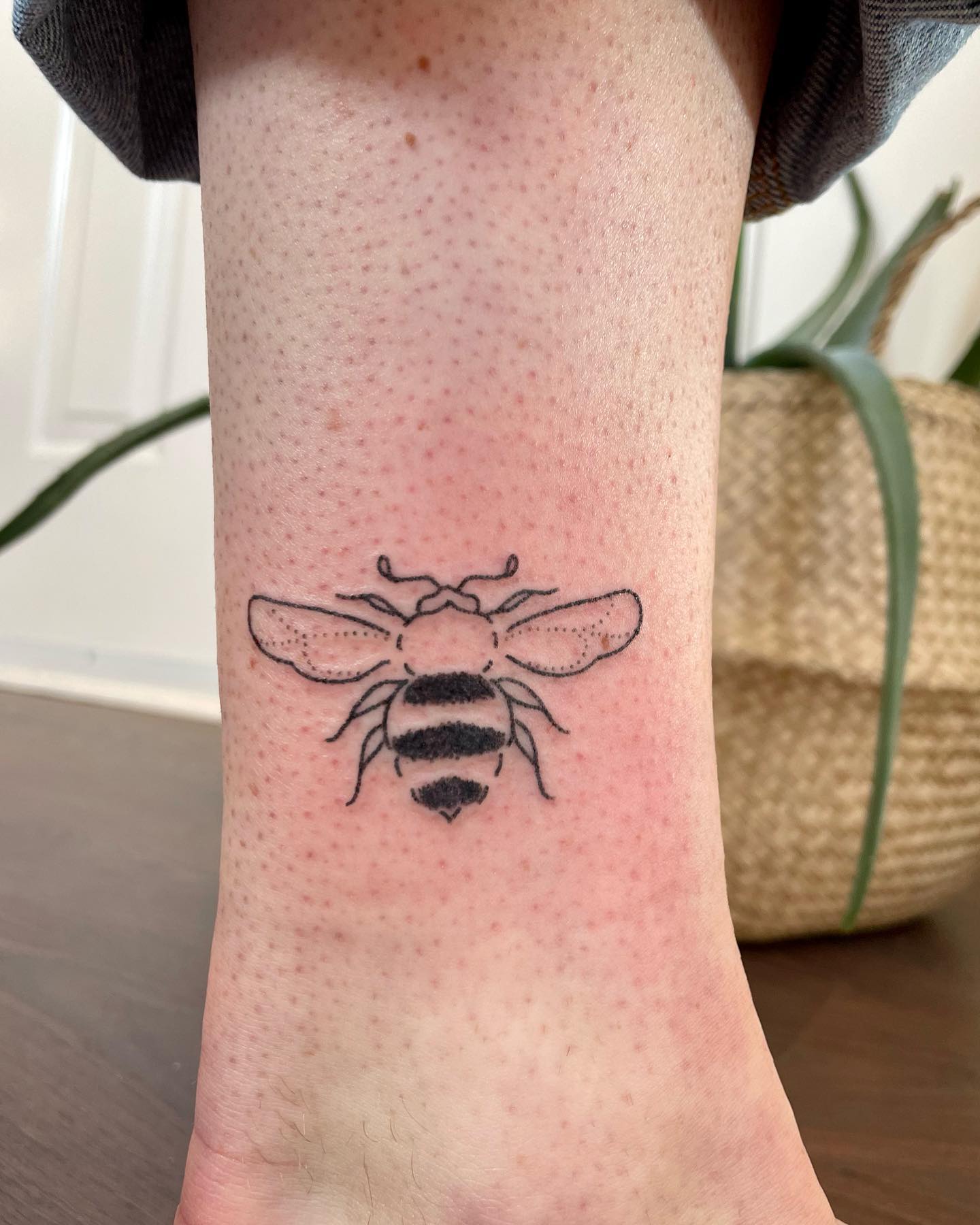 Go for a bee tattoo as they represent your curious side, as well as your calm personality. Anyone who fancies and is vocal about the importance of bees will enjoy this tattoo.