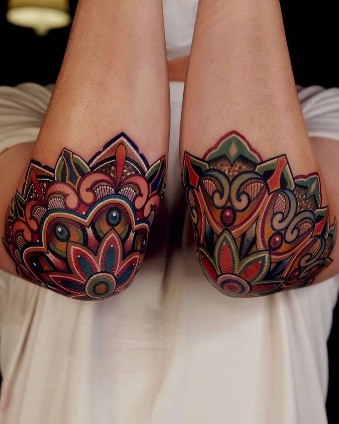 The matching tattoo is for those who like to wear bright and loud designs. Show off your creativity and will to try out new things and your love for mandalas in this way. Heads up since it is a giant tattoo to commit to.