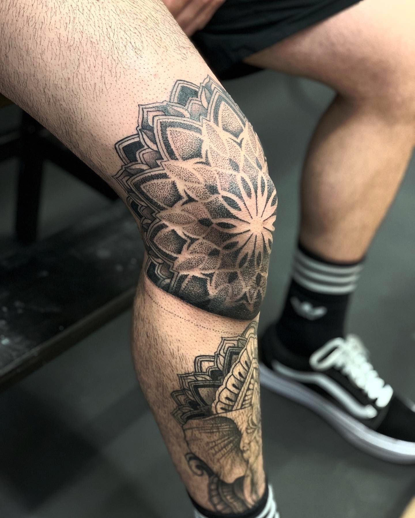 Knee Tattoos for Men: Top 30+ Design Ideas and Examples - 100 Tattoos