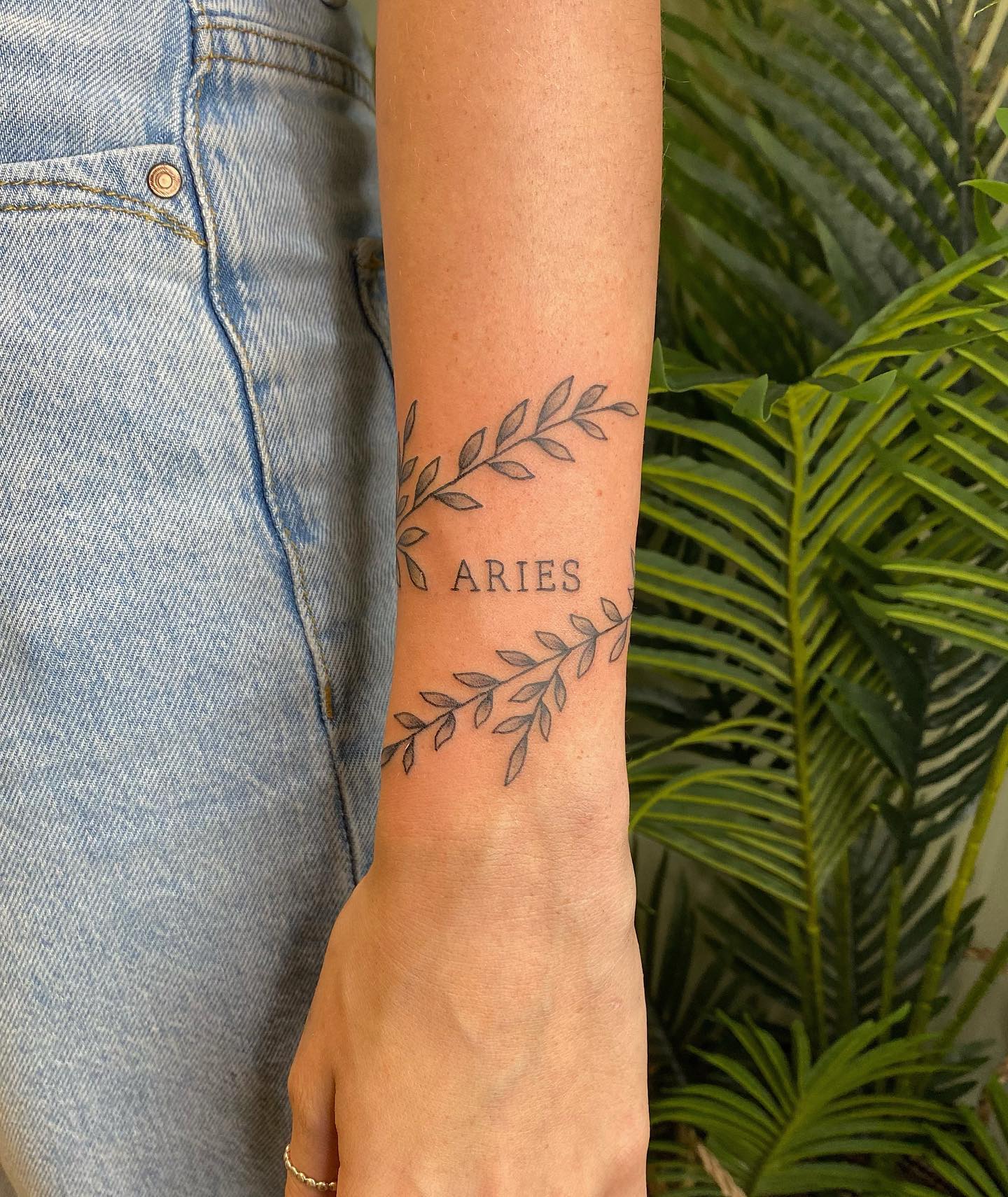 30+ Unique Aries Tattoo Design Ideas for Men and Women - 100 Tattoos