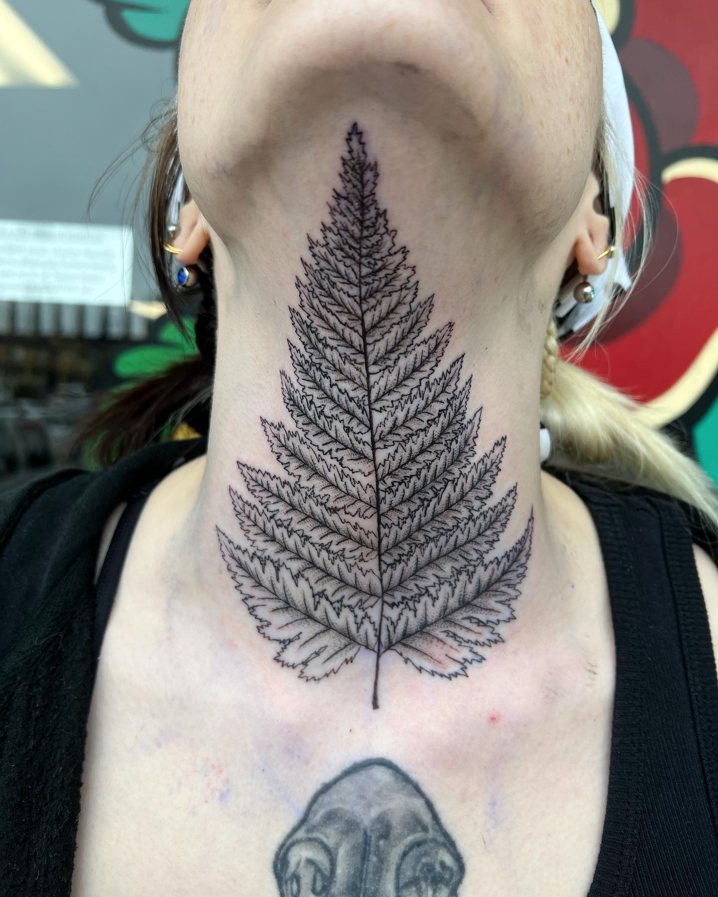 Here is a nice throat pine tattoo that is composed of dotworks and details. The pine is highly associated with North America, and in North America, it symbolizes wisdom and longevity. Give a chance to this iconic design.
