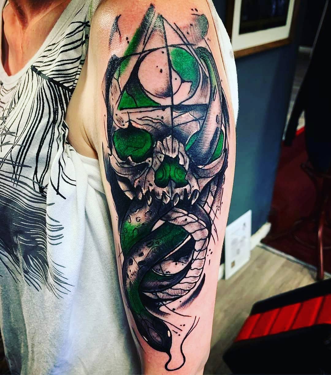 Not everyone is brave to cover up his body with a tattoo, right? If you are one of those who wants to try it, one of the best tattoo is definitely death eater! It will stay with you forever on your arm!