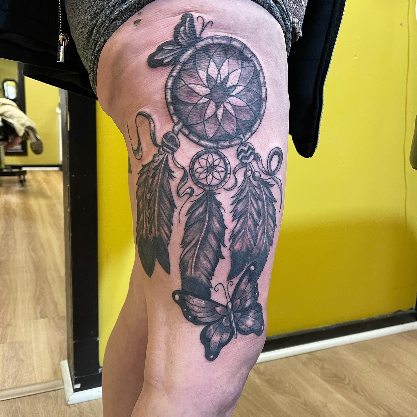 Here is a super big cover-up tattoo for your leg! The iconic symbol of 'dream catcher' will look great on your body with its big size. Besides dream catchers, butterflies also an important symbol in Native American culture, so we think they make an excellent addition to the design above.