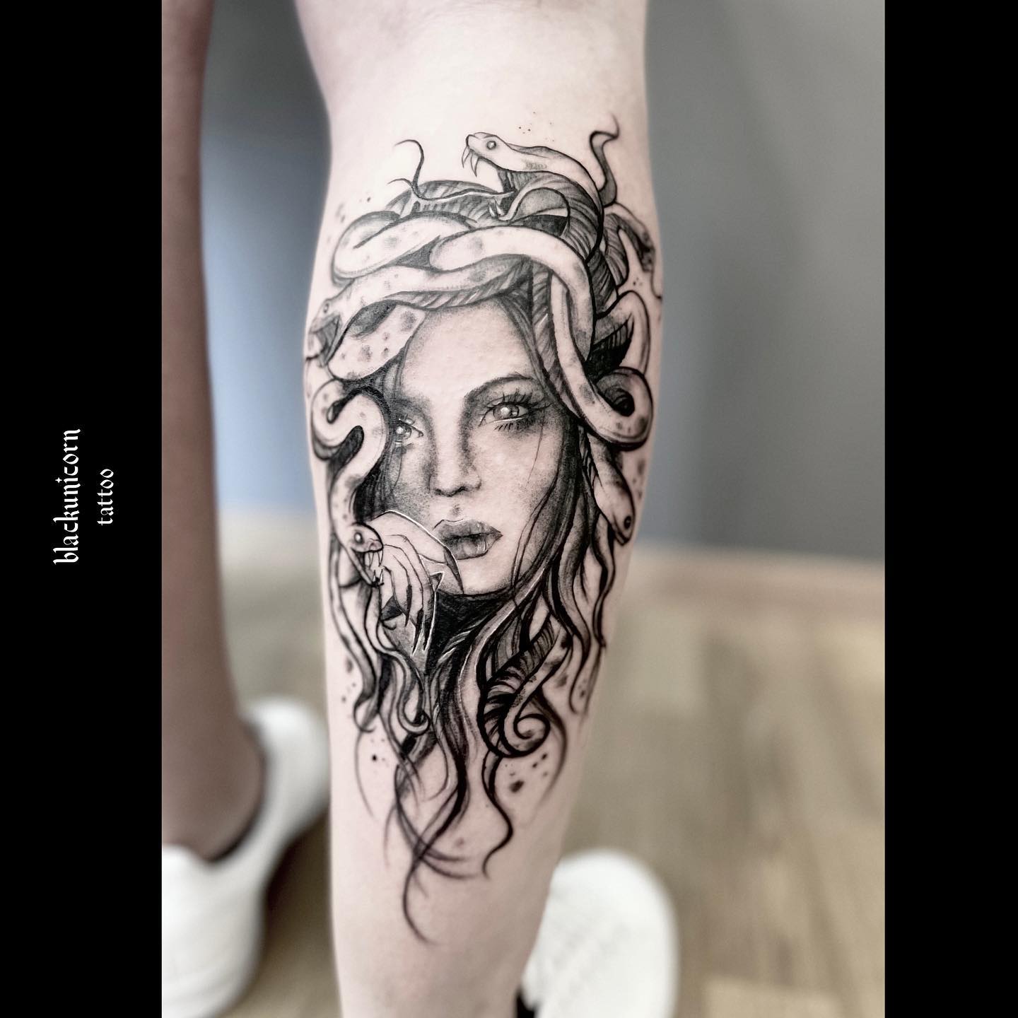 Calves are one of the sexiest parts of the body to get a tattoo! A blackwork Medusa tattoo can make your calves stand out more. With her long nails and bold look, Medusa will give you a different energy.
