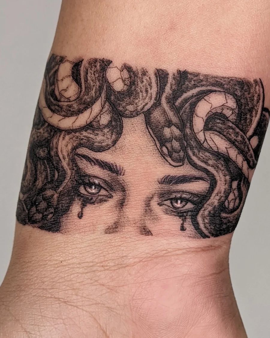 Wrist tattoos may sound more dangerous than other parts of the body since wrists are so delicate but it's not the case anymore. Covering a part of your wrist with a Medusa is a great idea to consider.