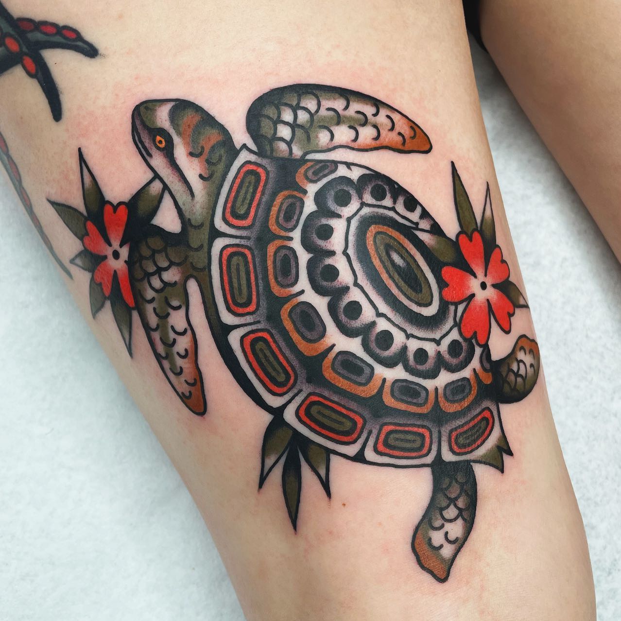 Traditional sea turtle tattoos are a great way to honor the ocean and all its creatures. They're also a great way to honor your ancestors, and show that you're proud of who you are as a person.