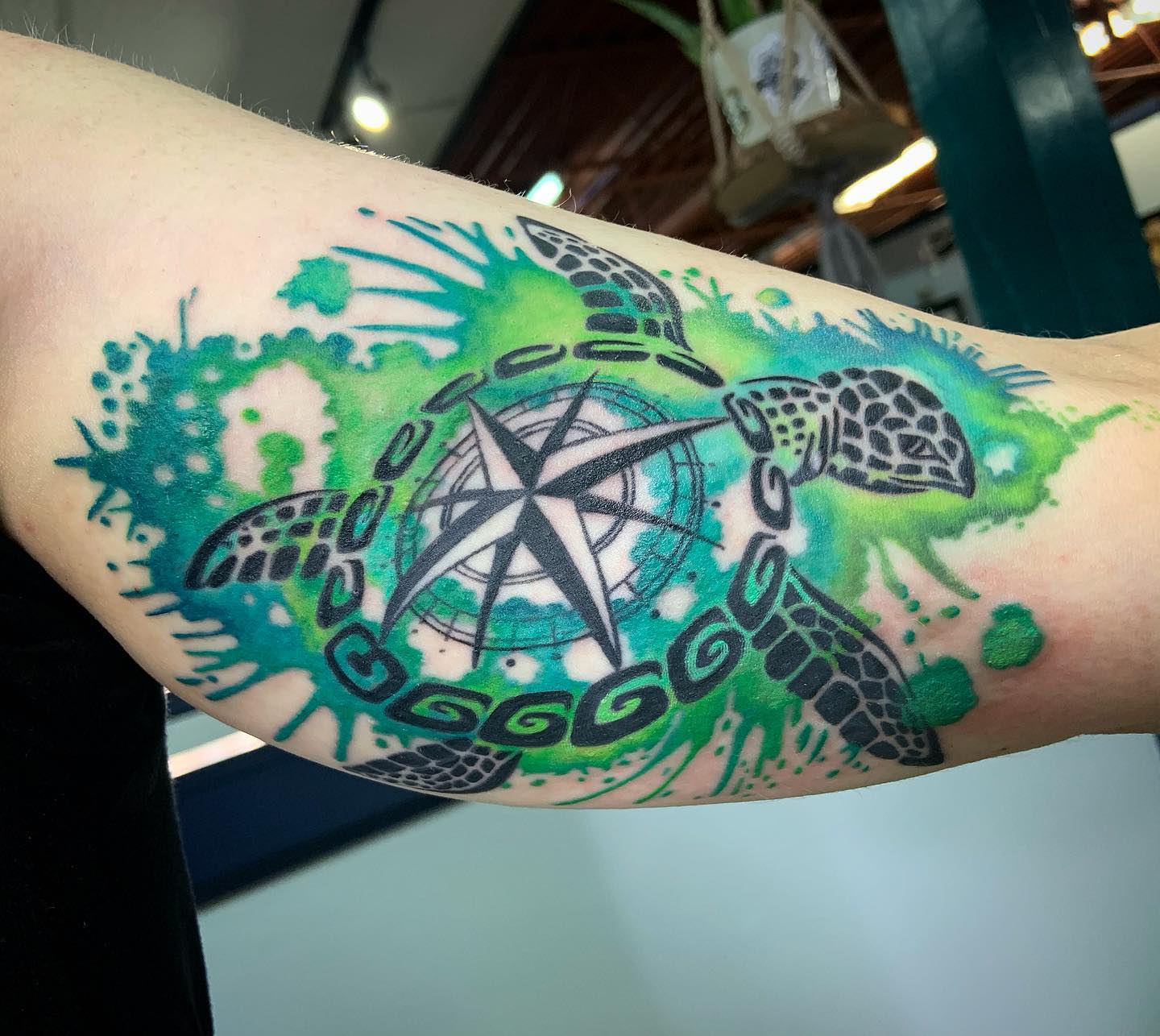 I love the sea turtle with the compass! It's such a great representation of an ideal way to navigate life—taking the time to stop and orient yourself with your surroundings, then staying focused on the direction you want to go in. Plus, watercolor splash makes it stand out more.