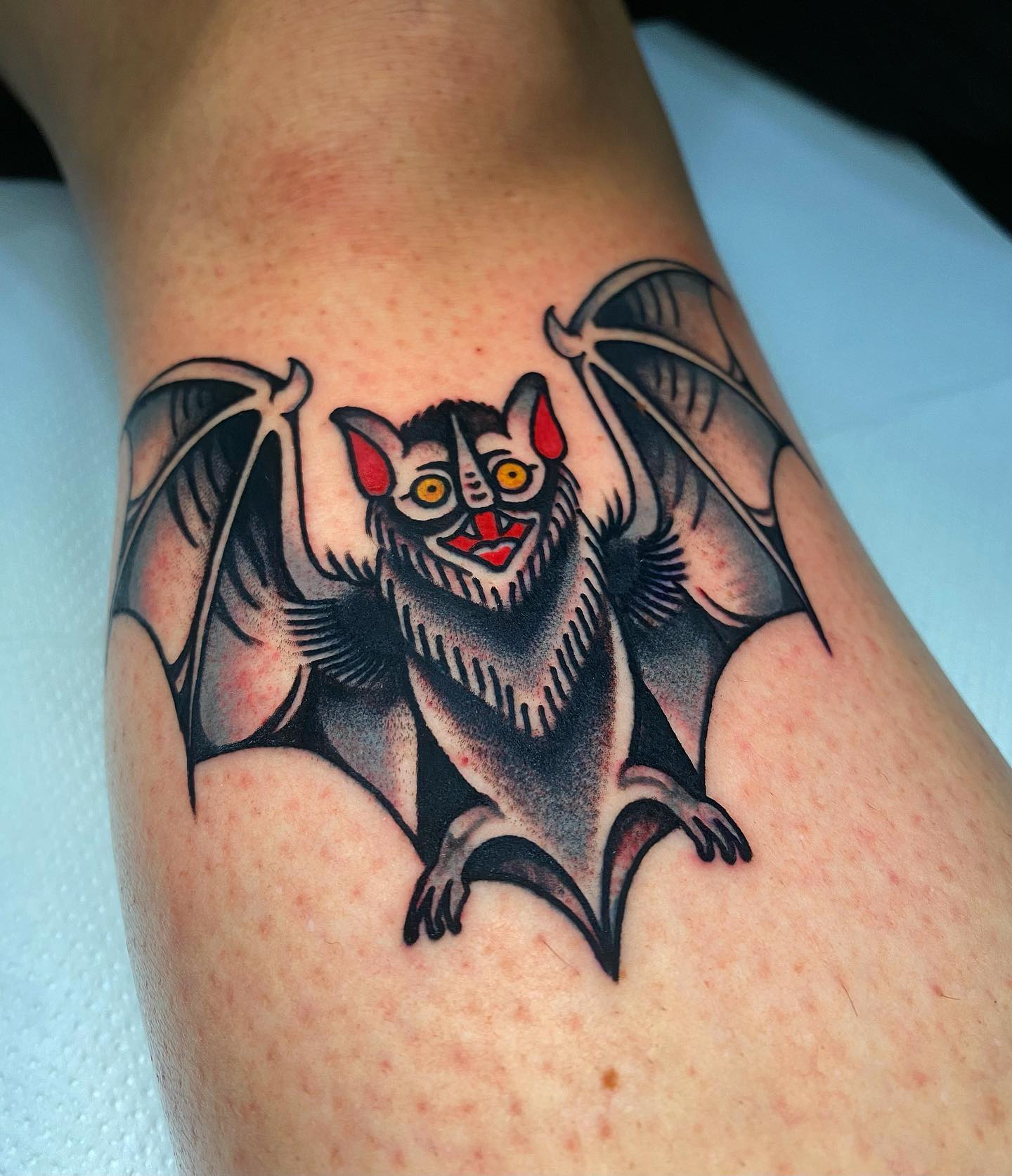 Blackwork bat Would love to tattoo this for a