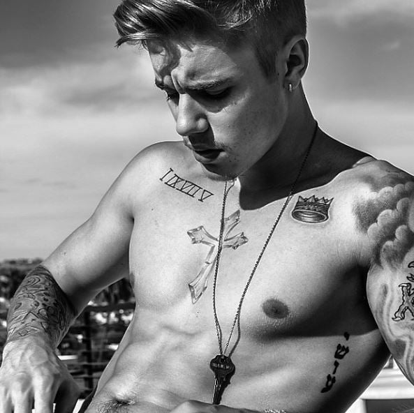 Justin Biebers been showing off his brand new tattoo A LOT  Irish Mirror  Online