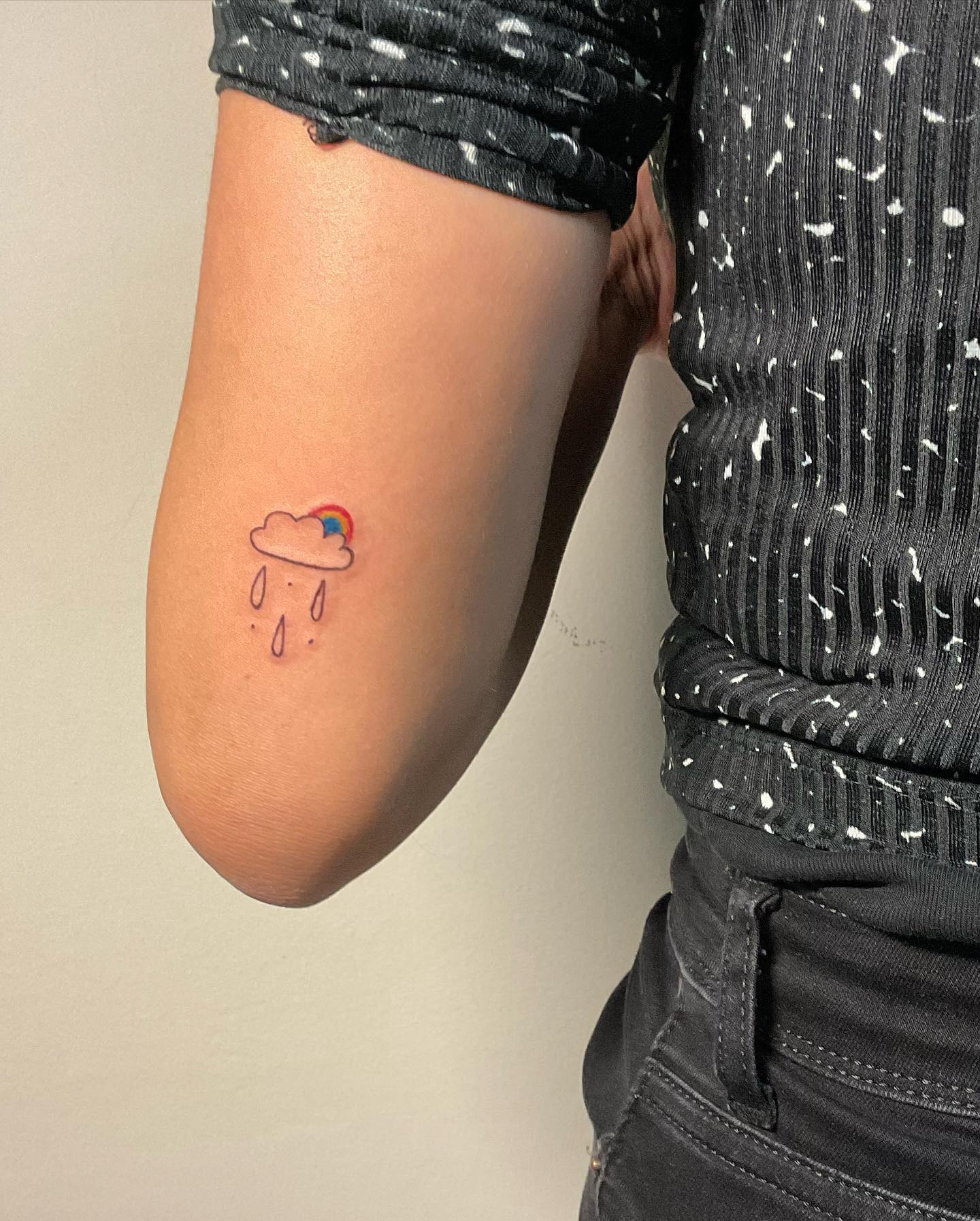 20 Simple Tattoo Designs You Will Fall In Love With  Society19
