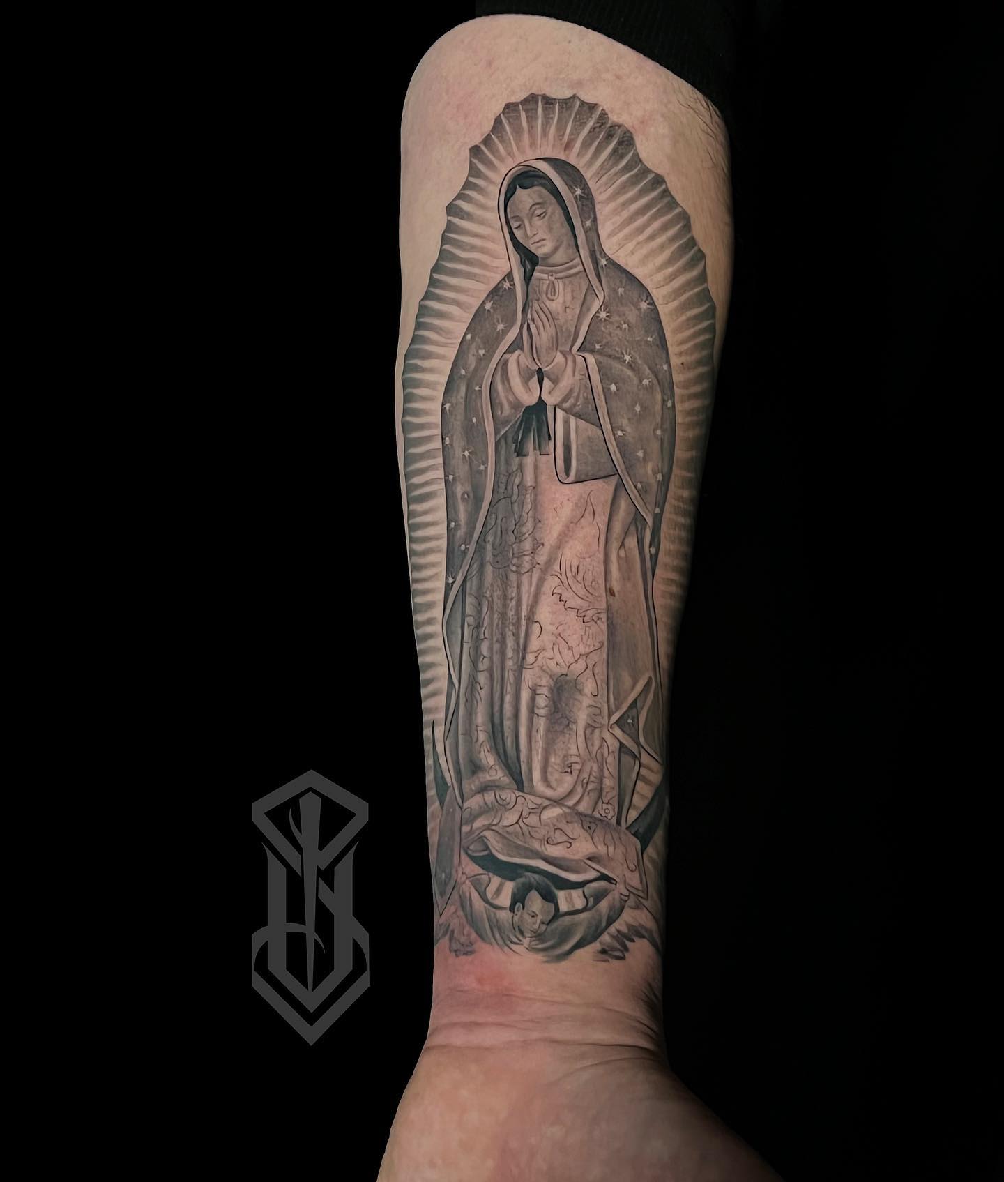 Our lady of Guadalupe and snake friend tattoo tattoos neworleans  downtowntattoosnola  Hand tattoos Mary tattoo Sleeve tattoos